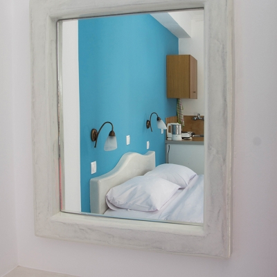 sail inn studios appartments kamari santorini 4